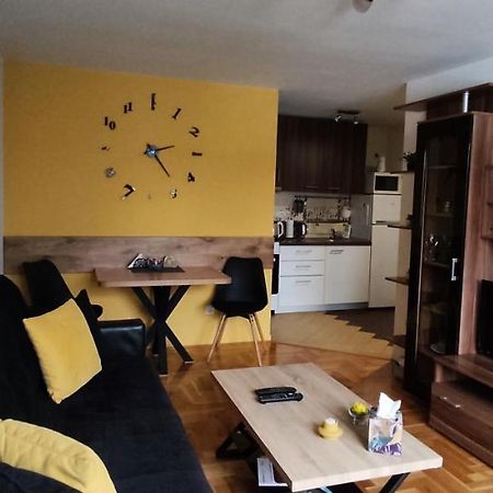 Apartman Relax - Free Public Parking SJJ Exterior photo